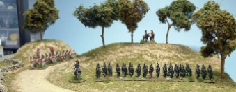 95th Rifles in Line, 43rd Monmothshire advances along the road. Bossy fellows abound.